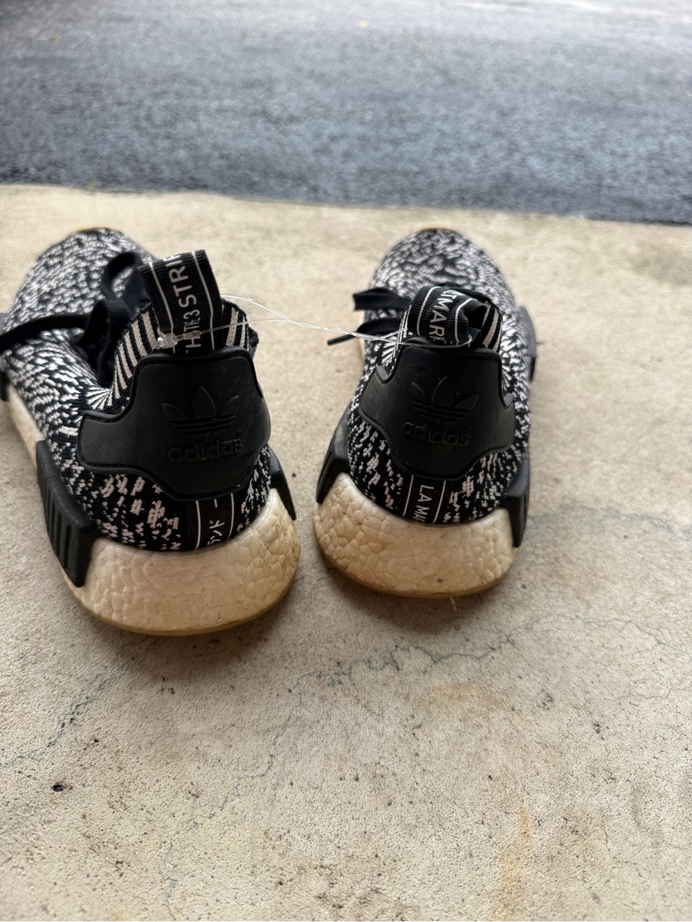 Adidas NMD R1 Primeknit Zebra Black White Boost Sneakers Men’s Size 11 - Picture 11 of 14